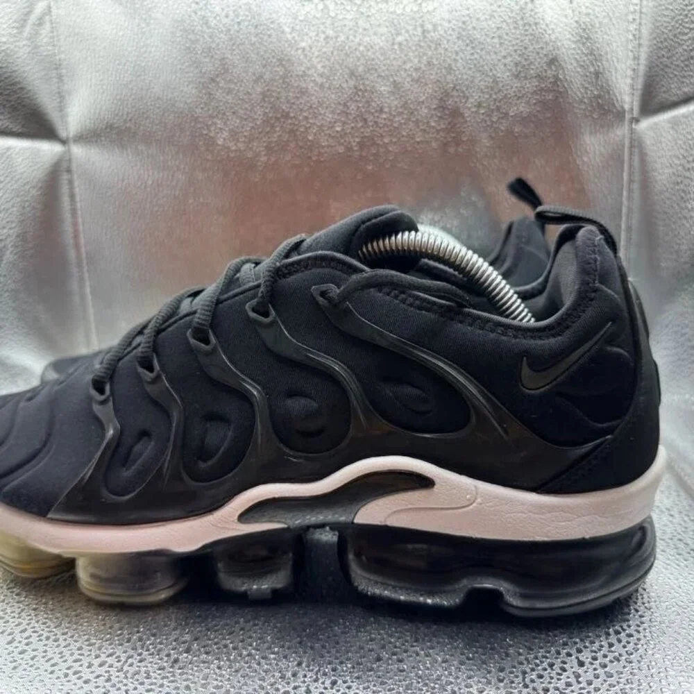 Size 11 - Nike Air VaporMax Plus Black Anthracite Low Athletic‎ Shoes 924453-010